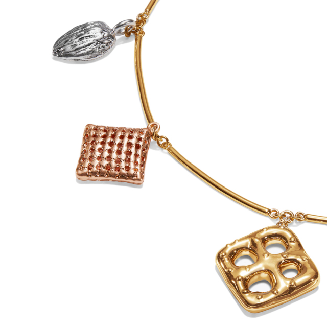 トリーバーチ チャーム ネックレス ゴールド TORY BURCH